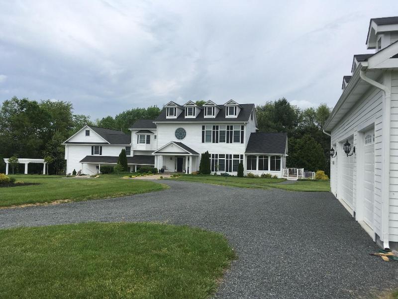 Loudoun Valley Manor image
