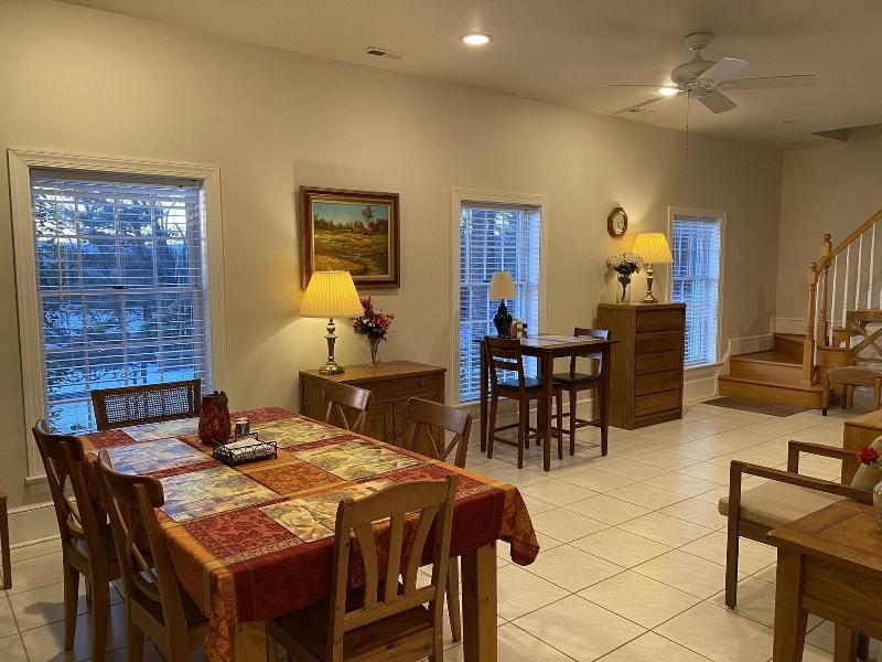 Loudoun Valley Manor image