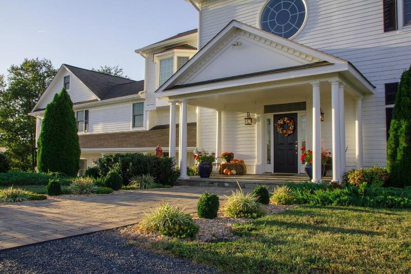 Loudoun Valley Manor image