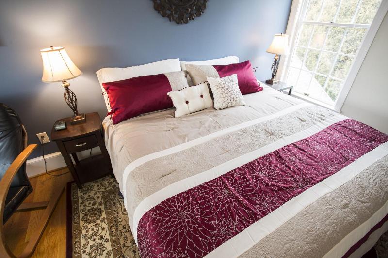 Loudoun Valley Manor image
