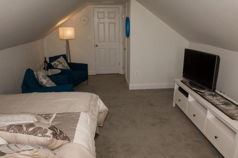Loudoun Valley Manor image