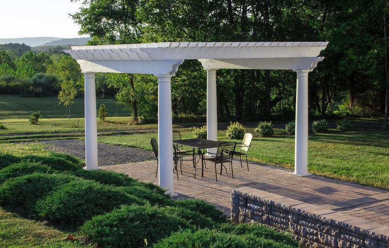 Loudoun Valley Manor image