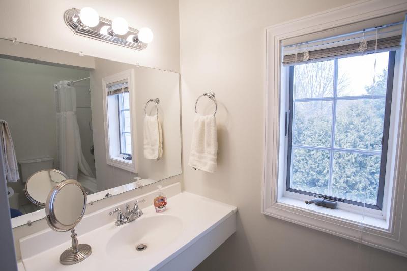 Loudoun Valley Manor image