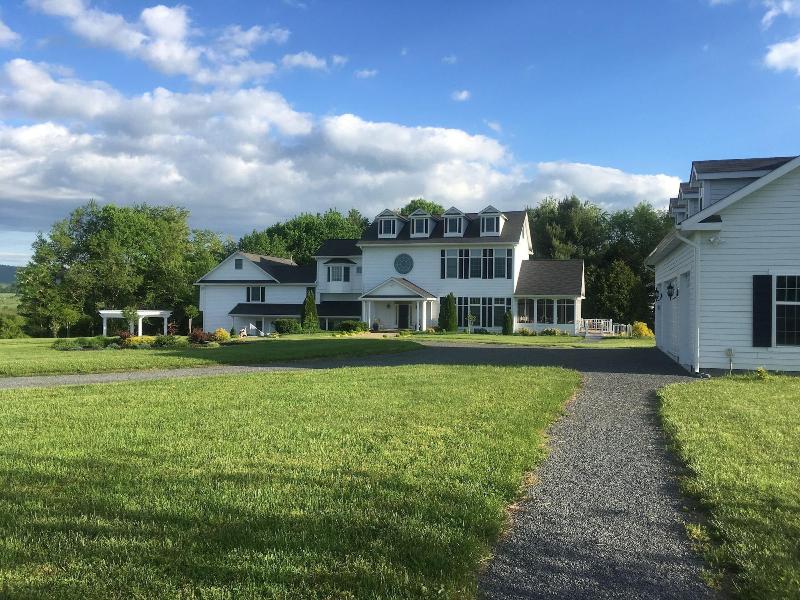 Loudoun Valley Manor image
