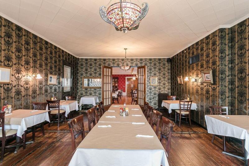 The Naples Hotel