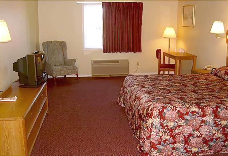Travelers Inn image