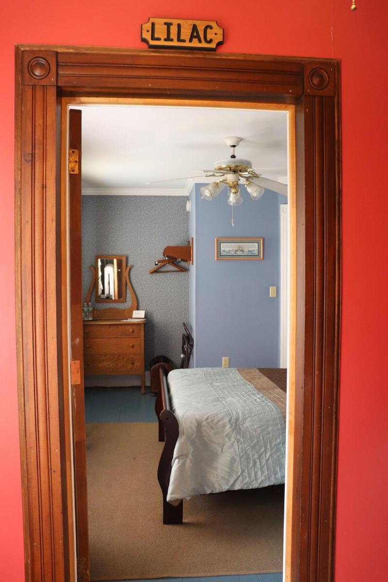 Reynolds House Inn & Motel image