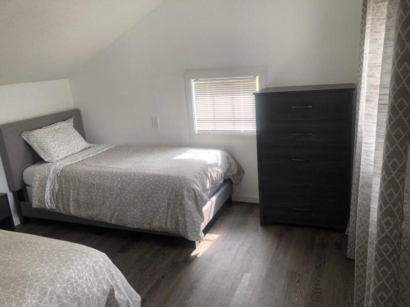 Reynolds House Inn & Motel image