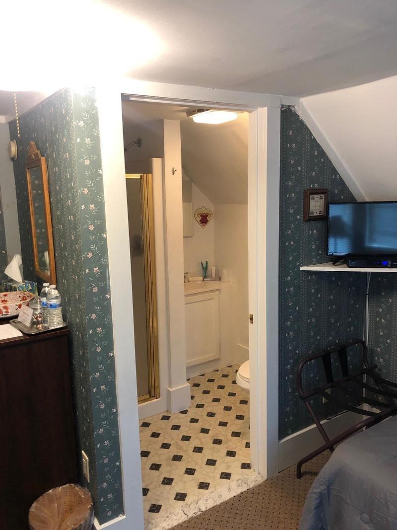 Reynolds House Inn & Motel image