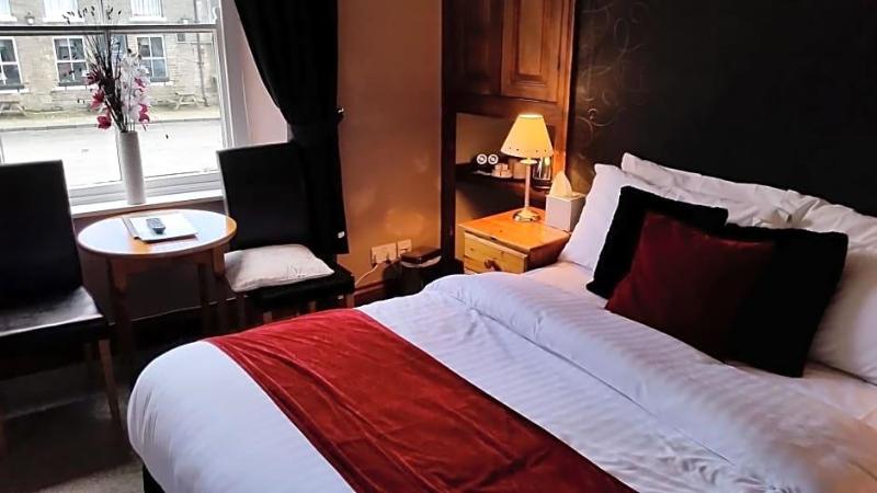 Forresters Hotel And Restaurant image