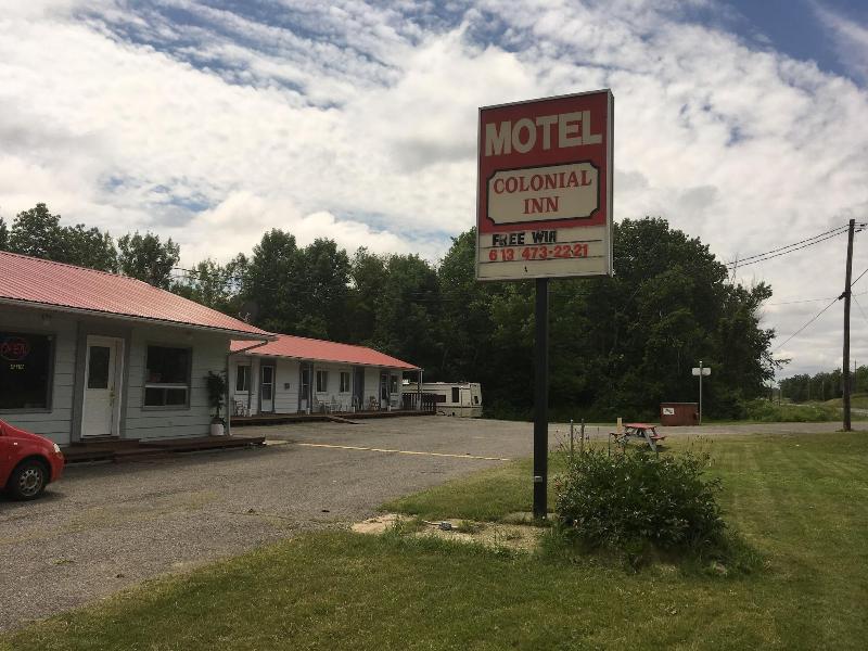 Colonial Inn Motel, Madoc
