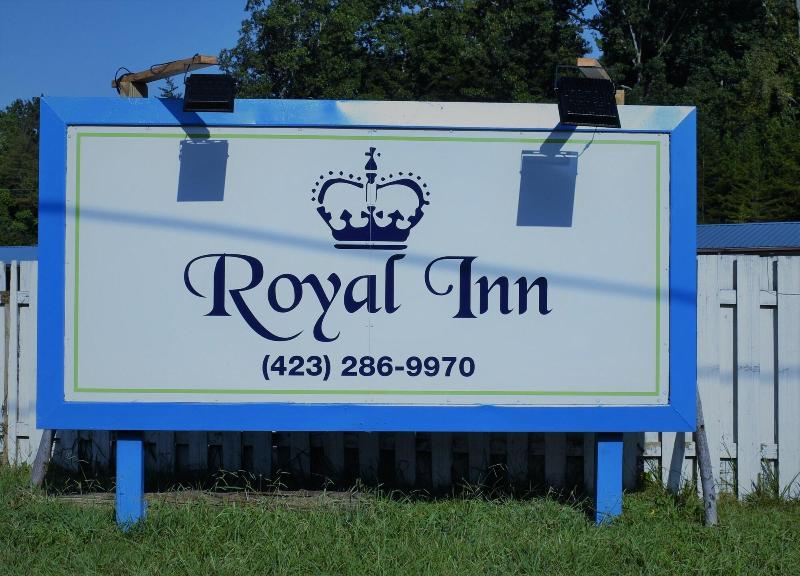 Royal Inn image