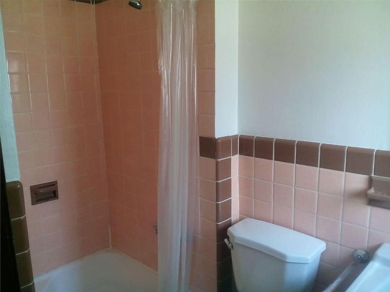 Mountaineer Motel image 3