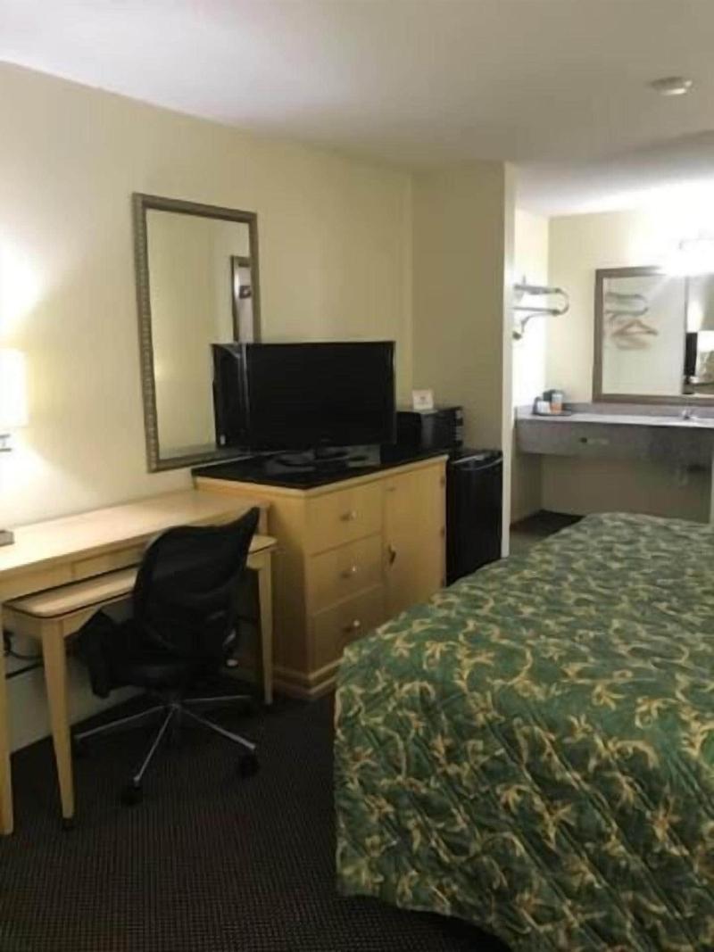 Western Motel image
