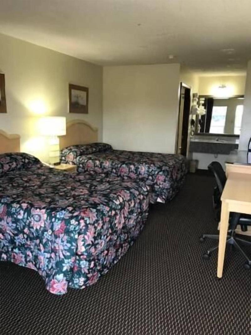 Western Motel image 5