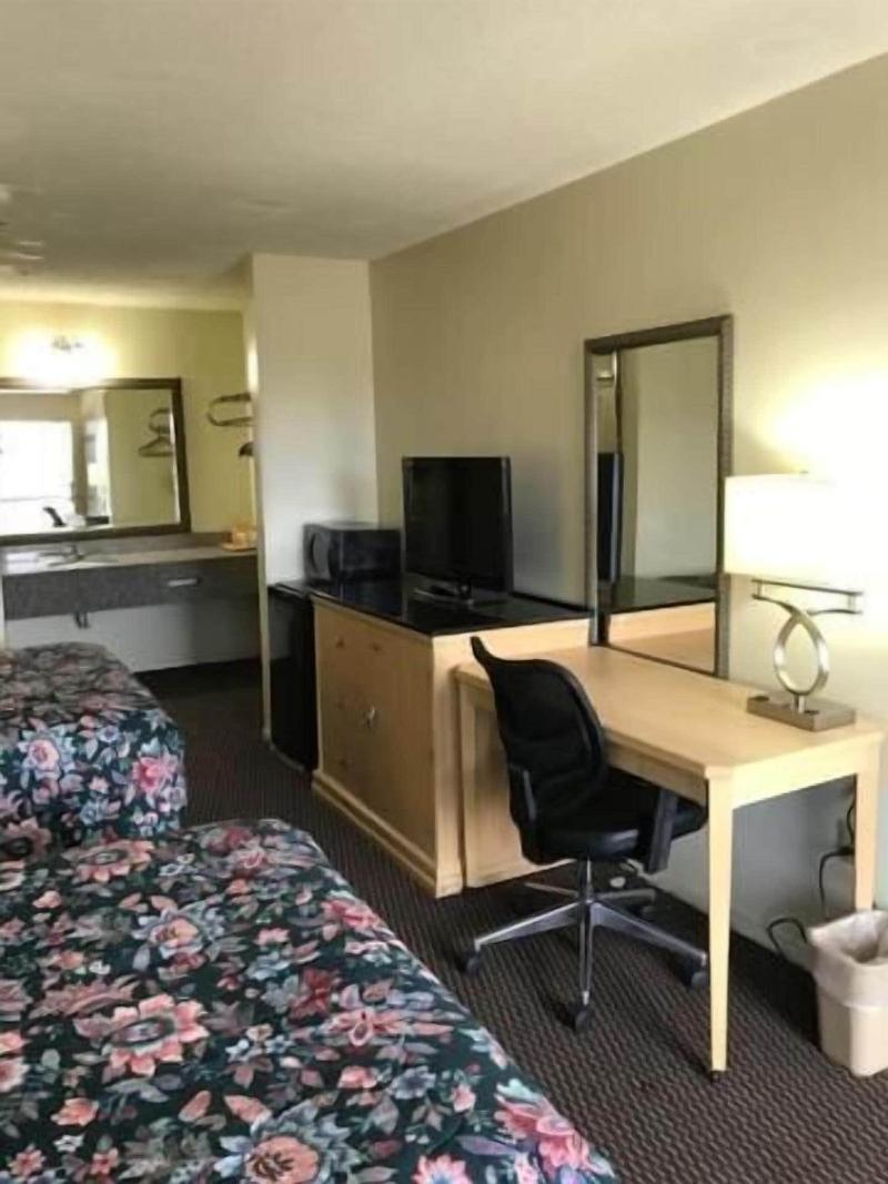Western Motel image