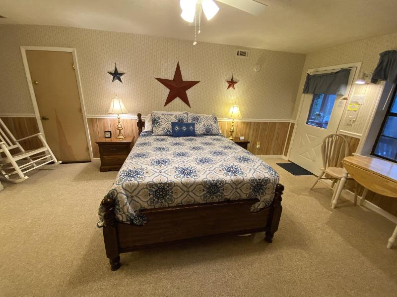 The Cascades Inn image