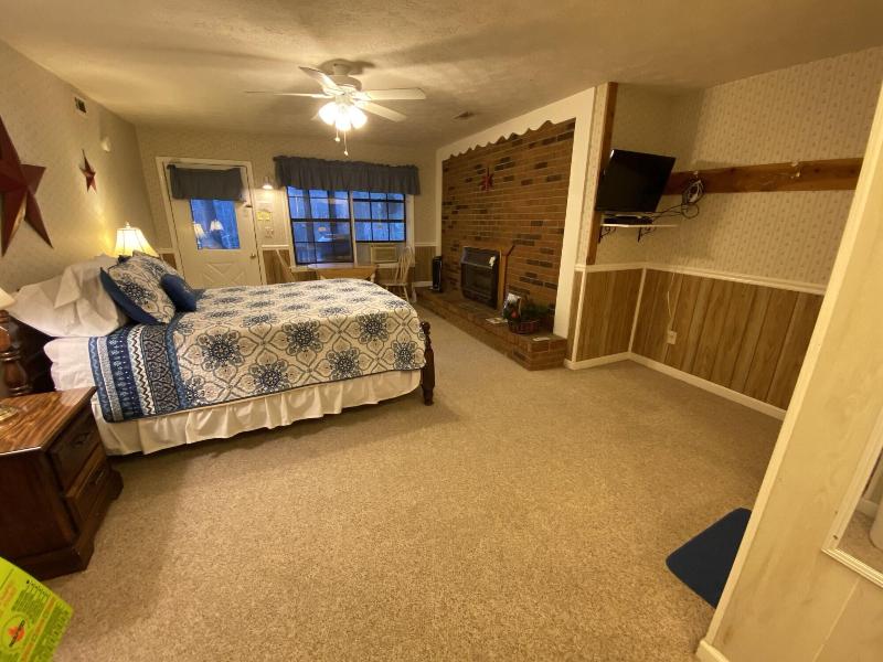 The Cascades Inn image
