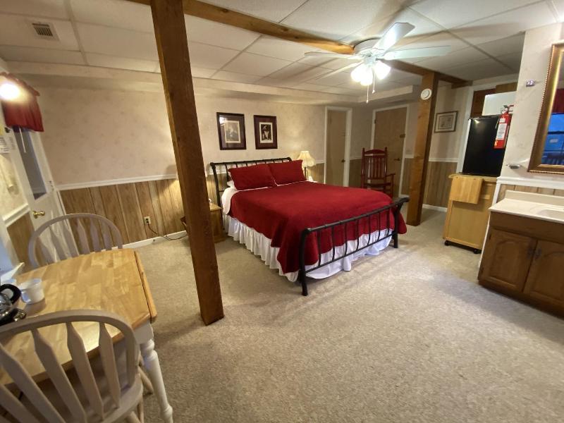 The Cascades Inn image