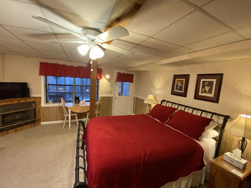 The Cascades Inn image