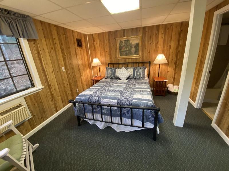 The Cascades Inn image