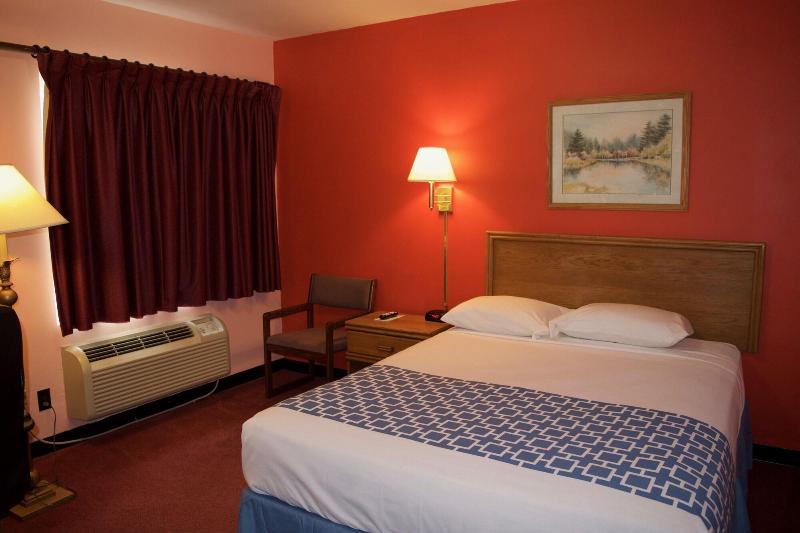 St. Croix Suites – St. Croix Falls image