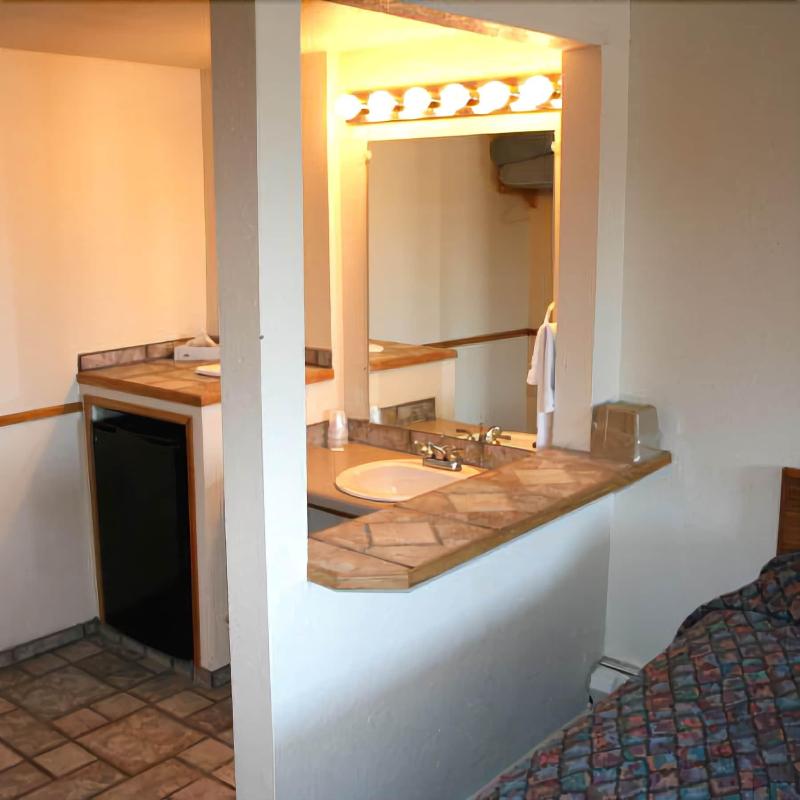 High Chaparral Inn image