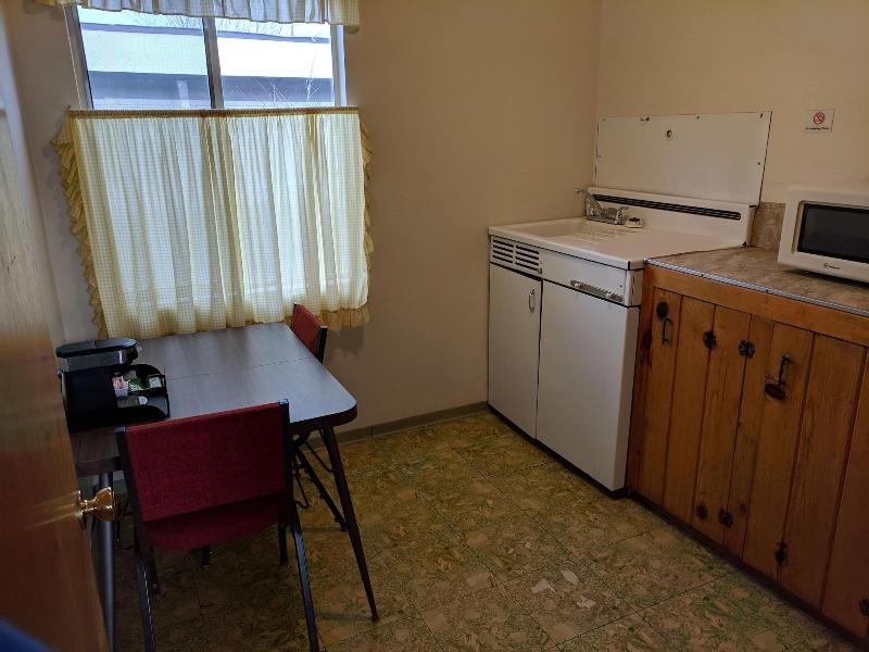 Lakeview Motel image 10