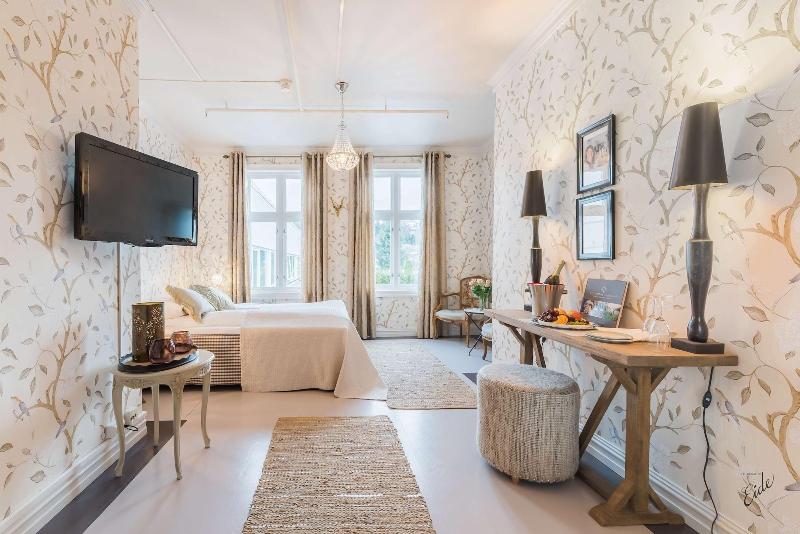 Gloppen Hotell - by Classic Norway Hotels image