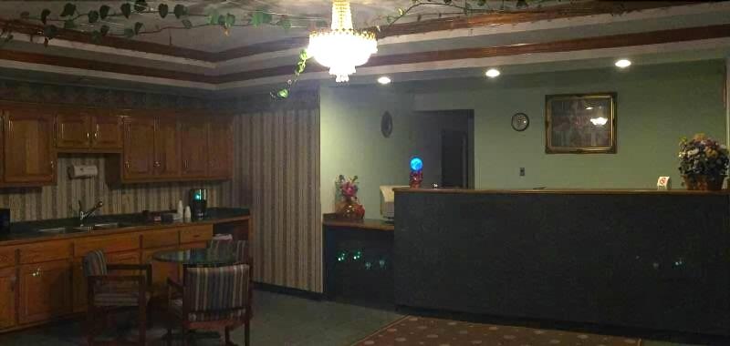 Highland Inn Peculiar image