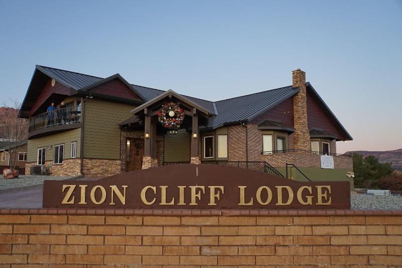 Zion Cliff Lodge image