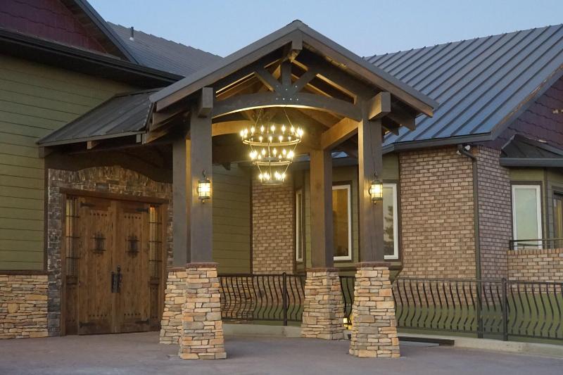 Zion Cliff Lodge image