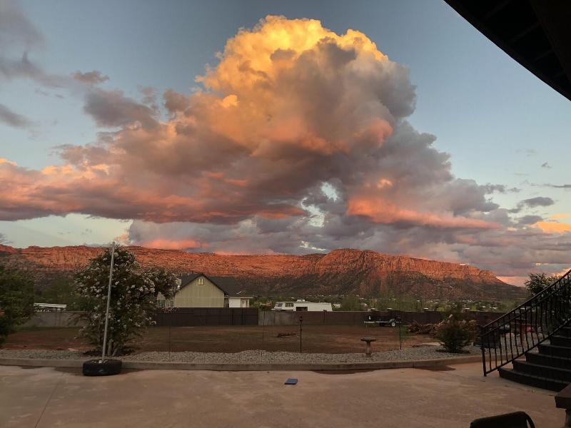 Zion Cliff Lodge image