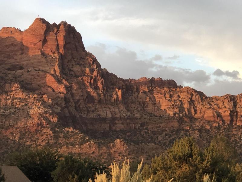 Zion Cliff Lodge image