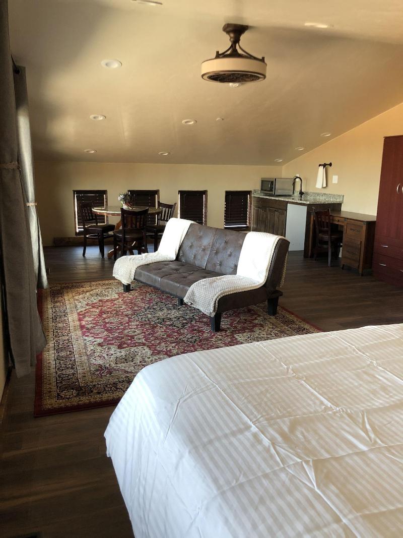 Zion Cliff Lodge image
