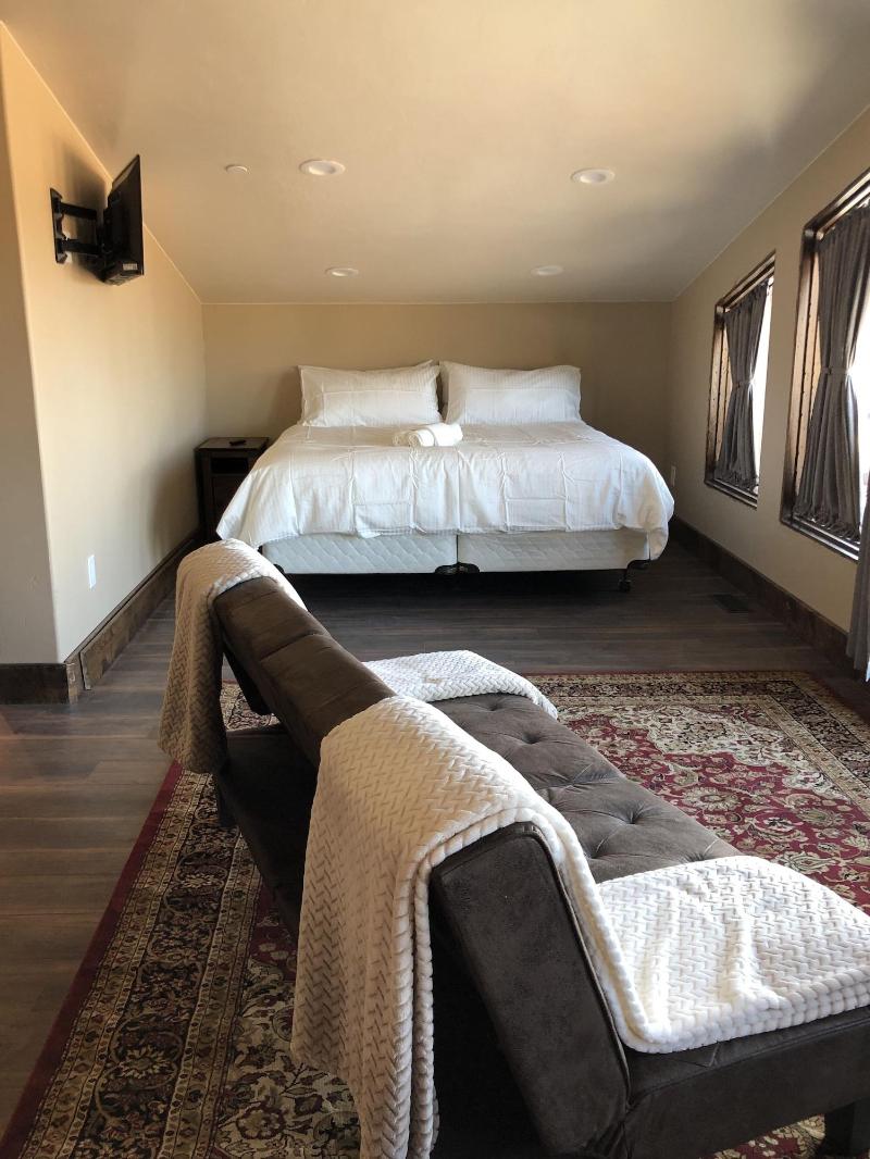 Zion Cliff Lodge image