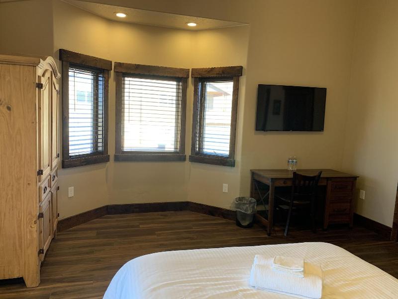Zion Cliff Lodge image