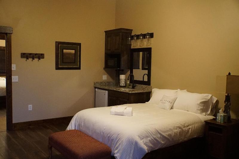 Zion Cliff Lodge image