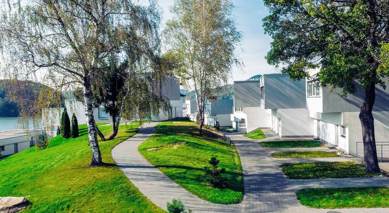 Lemon Resort Spa image
