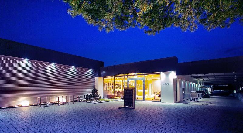 Lemon Resort Spa image