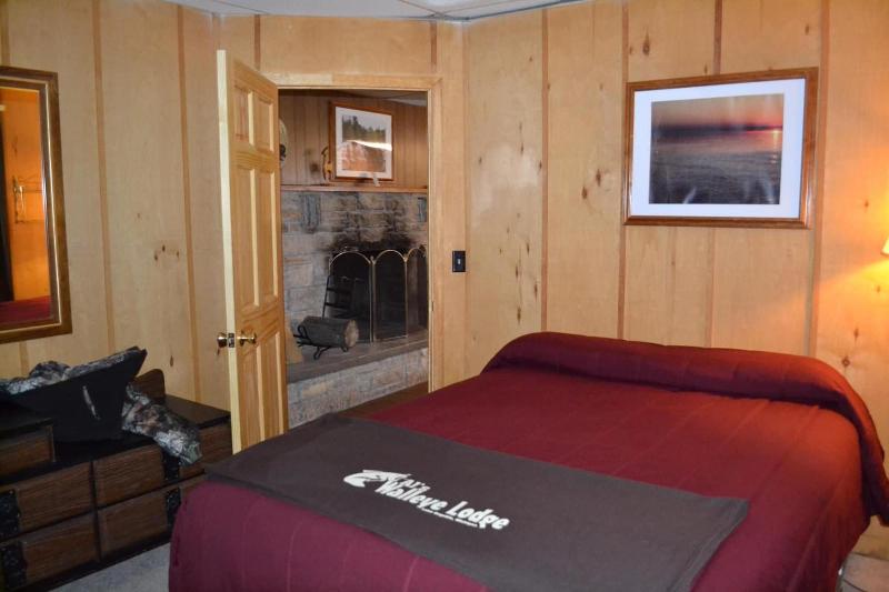 AJ's Walleye Lodge image 8