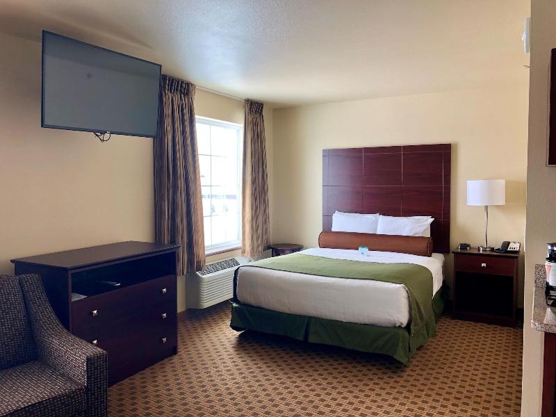 Cobblestone Hotel & Suites – Pulaski/Green Bay image 10