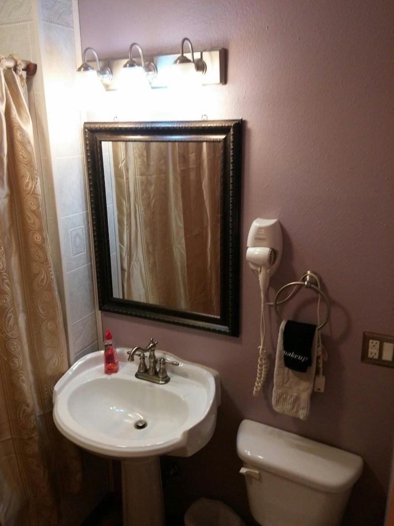 A Hyde Away Inn B&B image