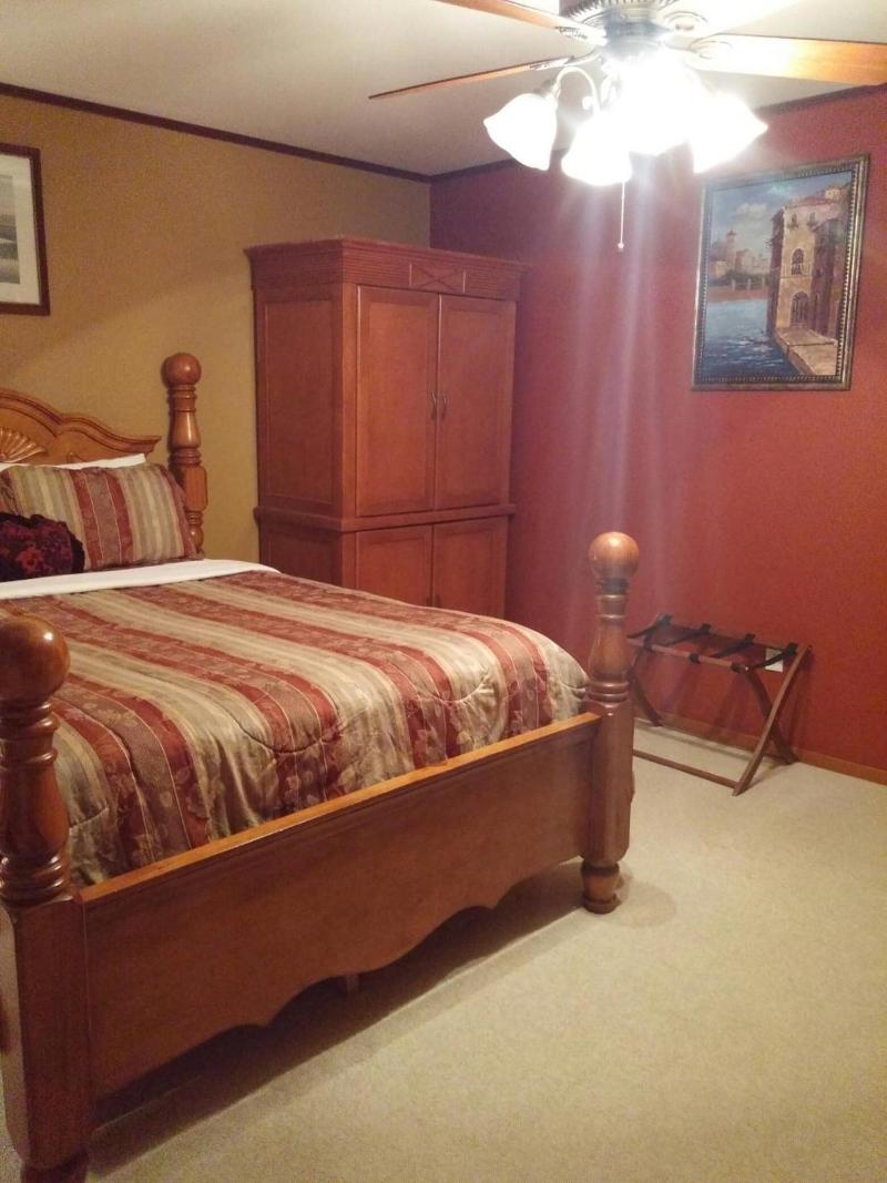 A Hyde Away Inn B&B image