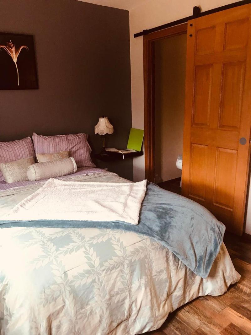 A Hyde Away Inn B&B image
