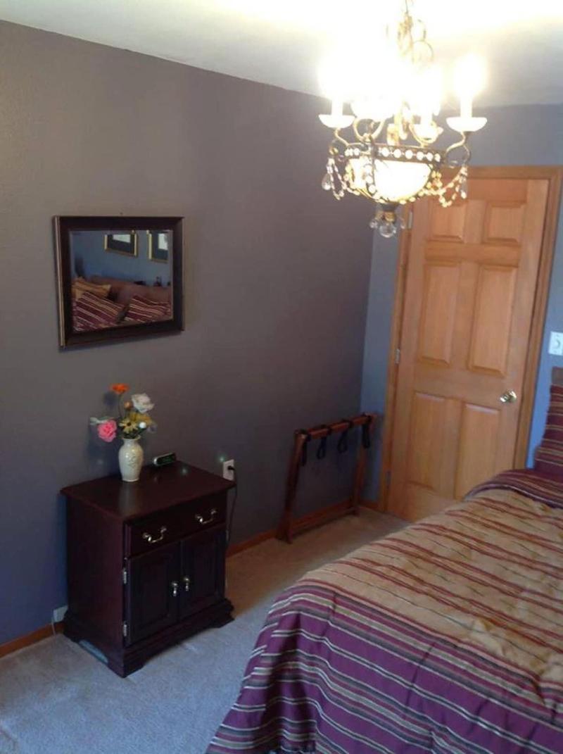 A Hyde Away Inn B&B image