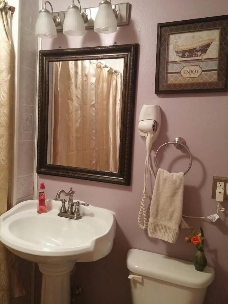 A Hyde Away Inn B&B image