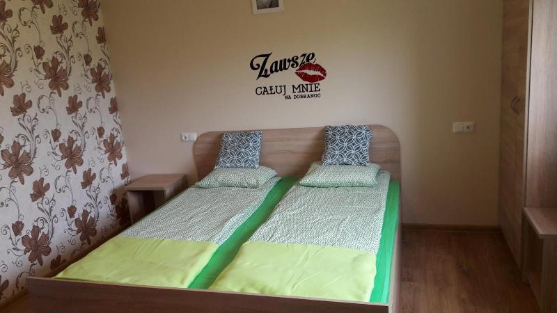 DOUBLE SUPERIOR KING BED
