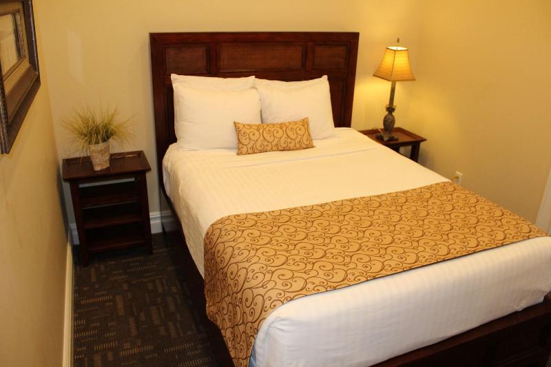 Riverwalk Place Resort & Spa image