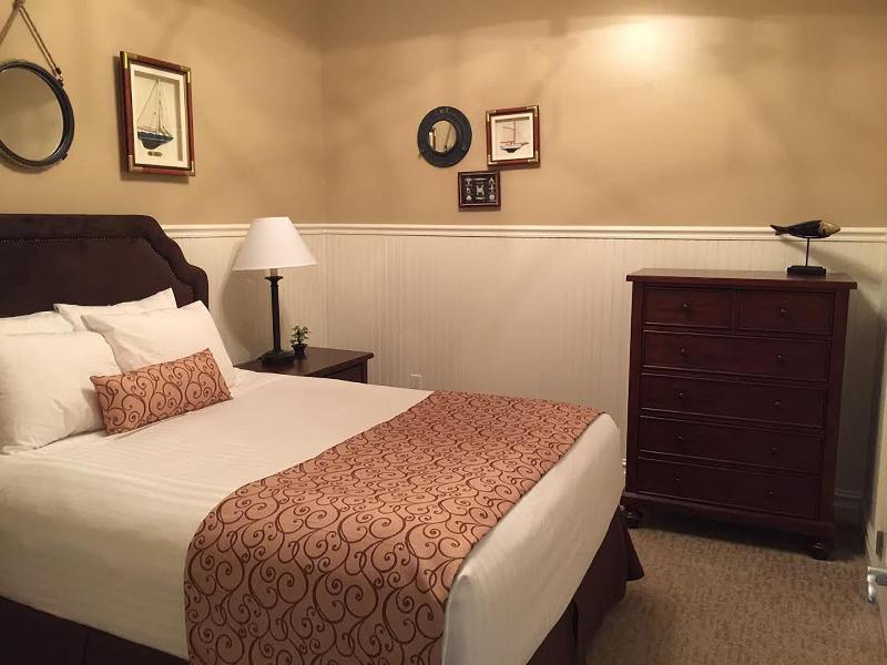 Riverwalk Place Resort & Spa image